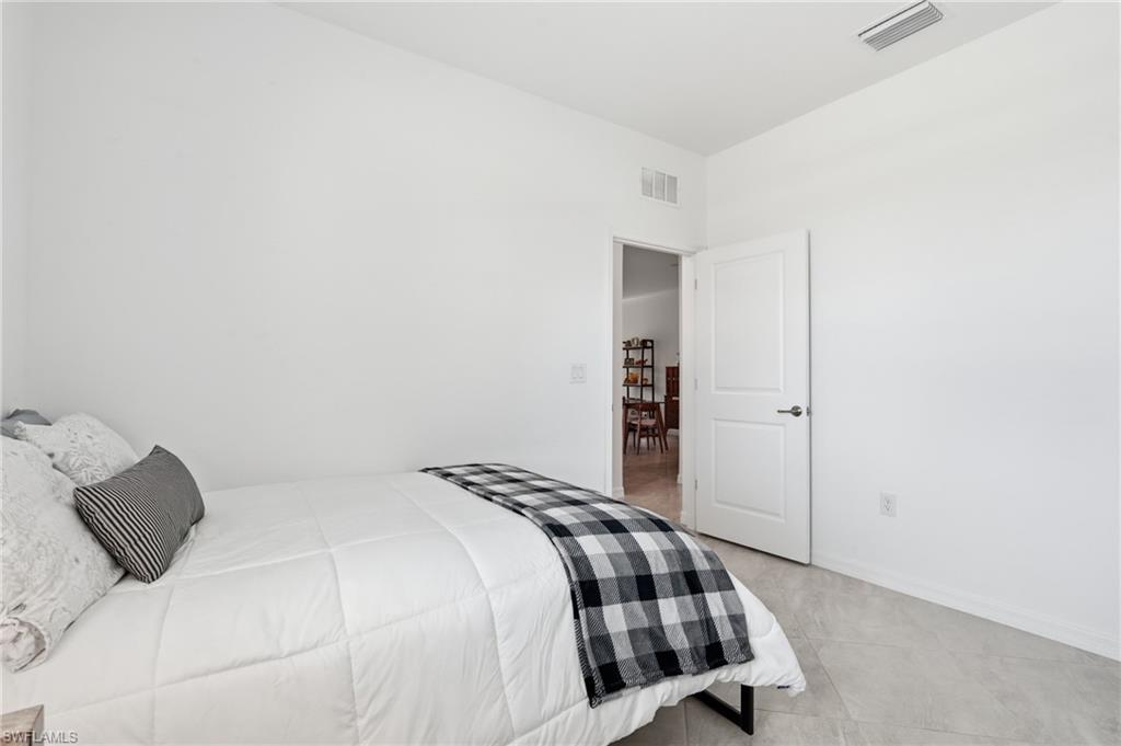 1689 Alameda DR photo 24