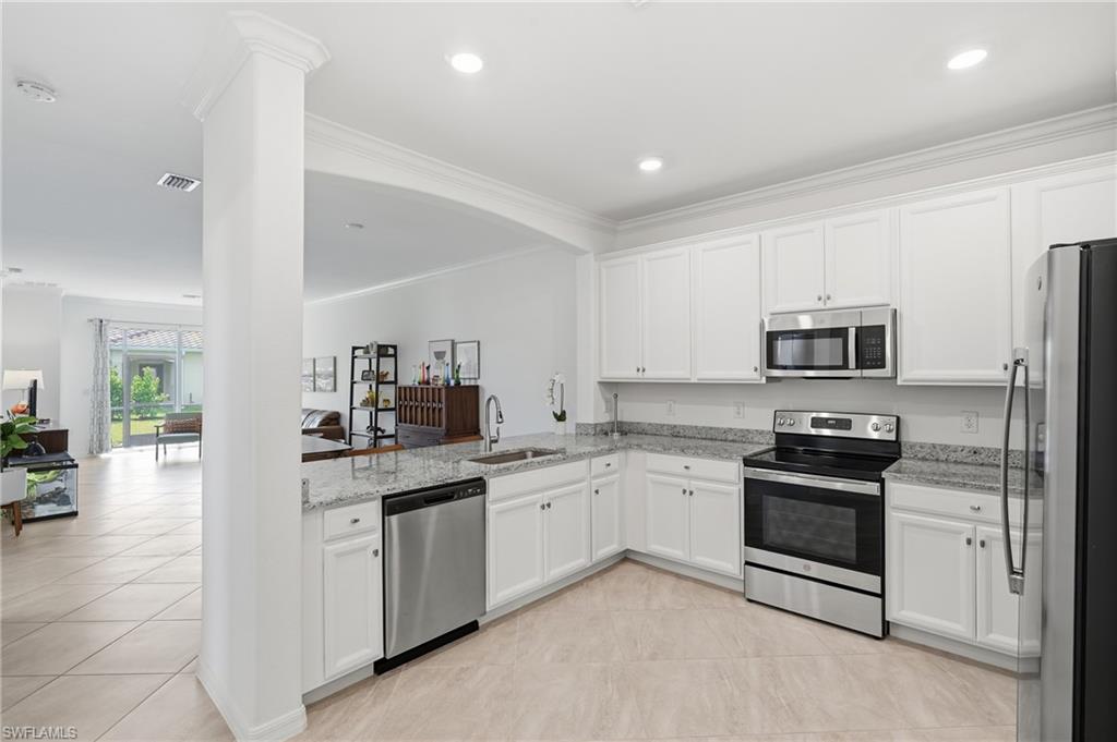 1689 Alameda DR photo 14