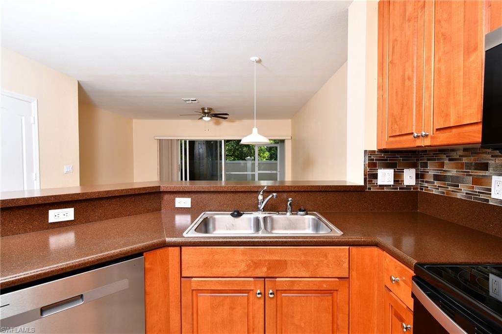 8585 Athena CT photo 9
