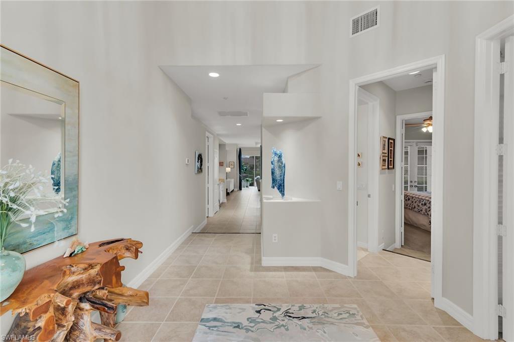 14610 Laguna DR