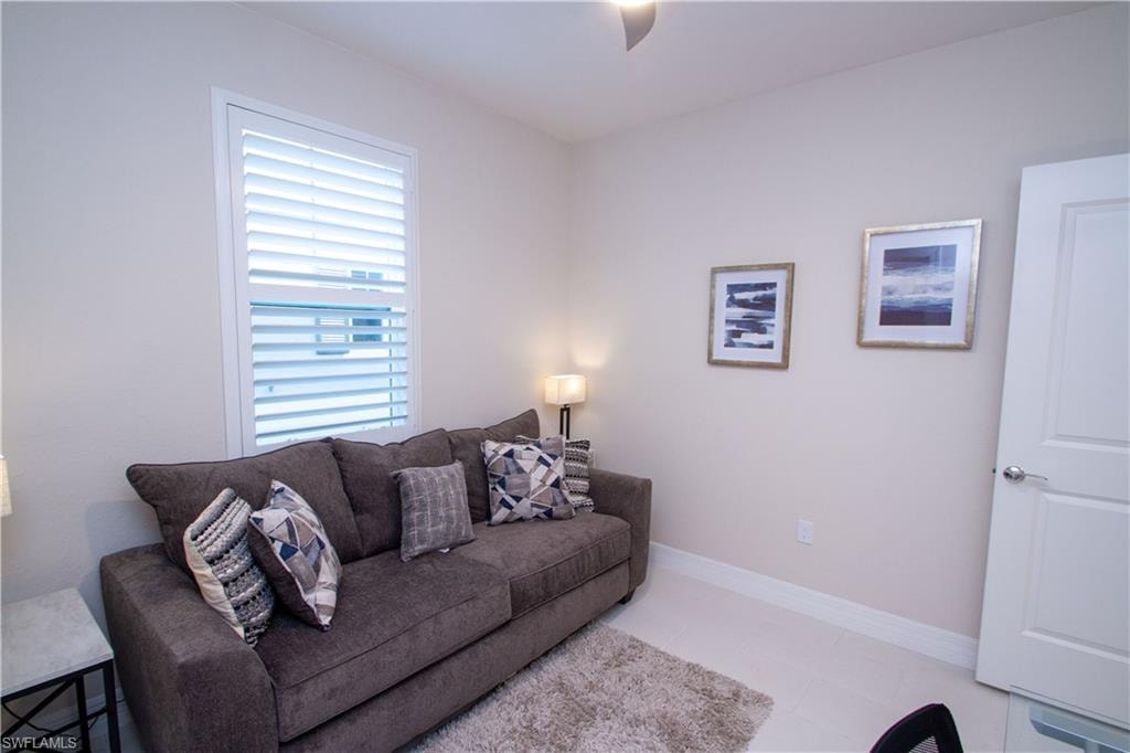 262 Indies Dr 101 photo 22