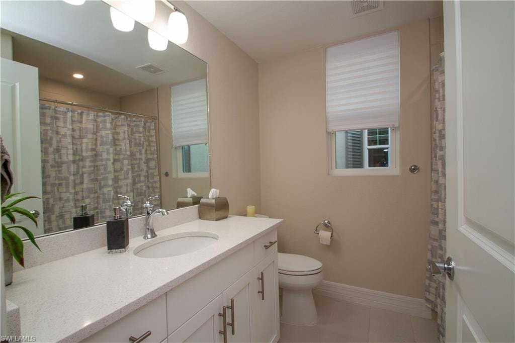 262 Indies Dr 101 photo 18
