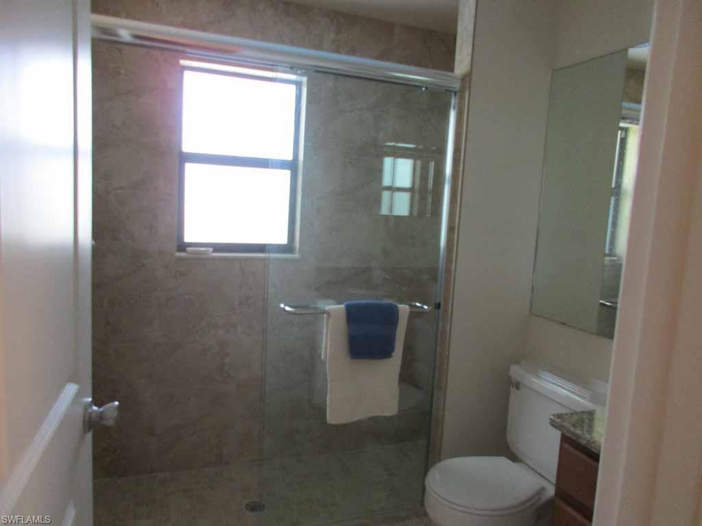 1510 SE 11th PL photo 11