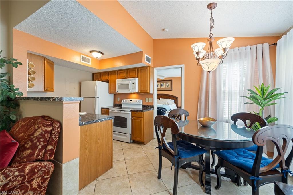 12591 Equestrian CIR 1210 photo 8