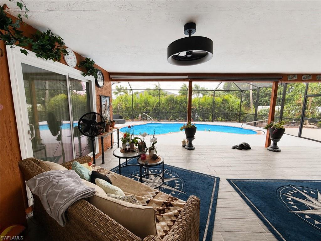 Covered Lanai Area