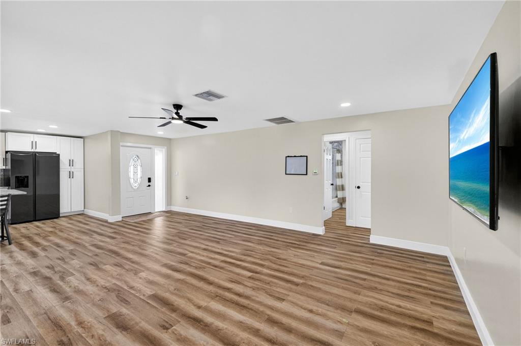4208 SE 2nd AVE photo 12