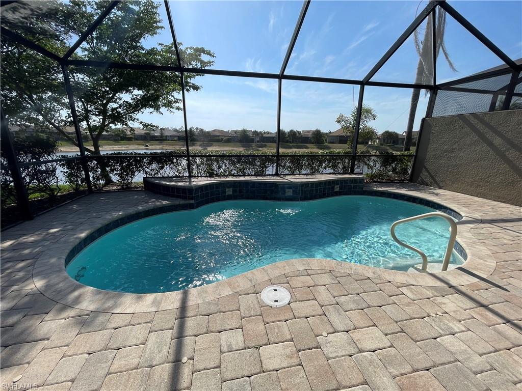 7631 Jacaranda LN
