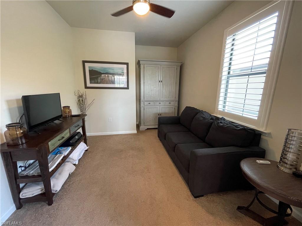 7631 Jacaranda LN photo 32
