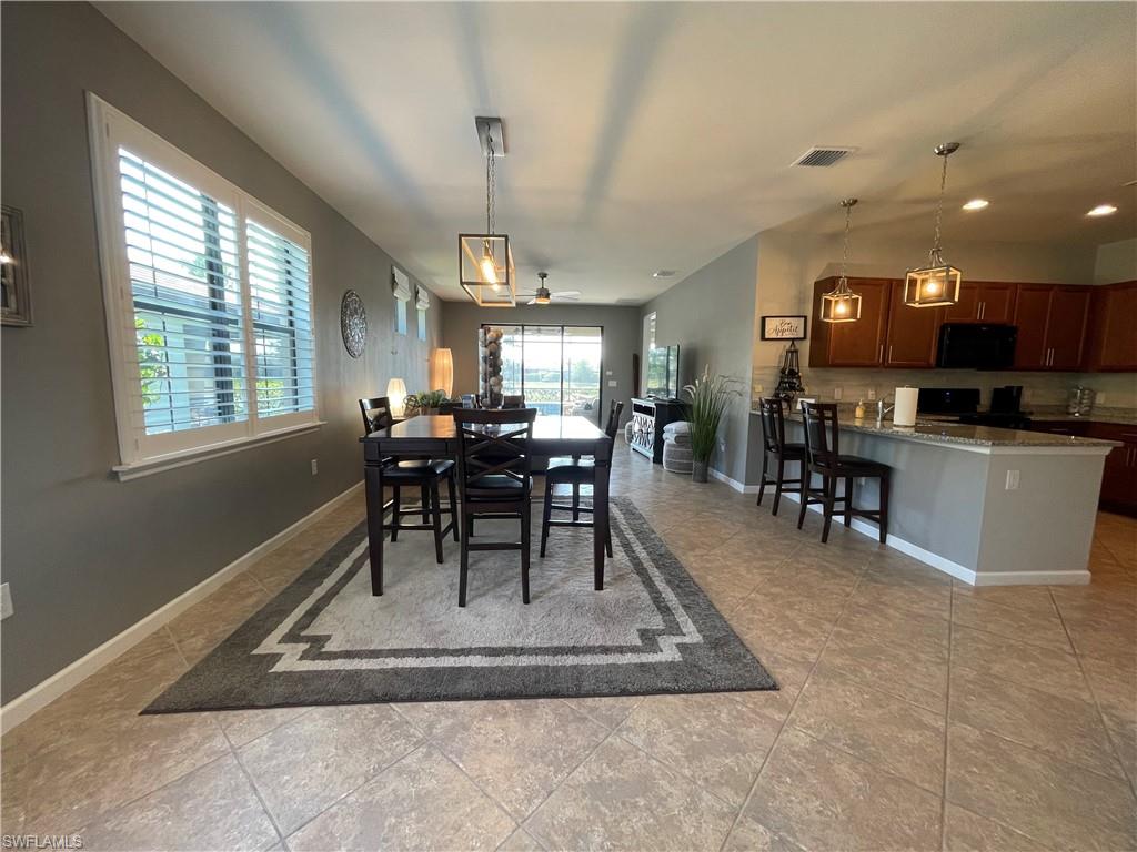 7631 Jacaranda LN photo 14