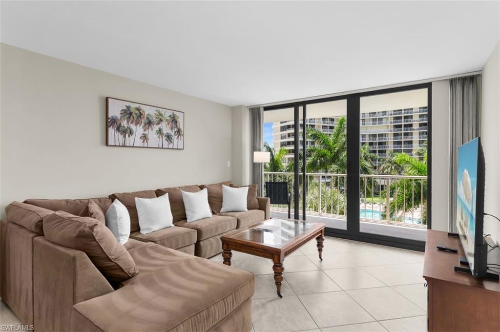 440 Seaview CT 409