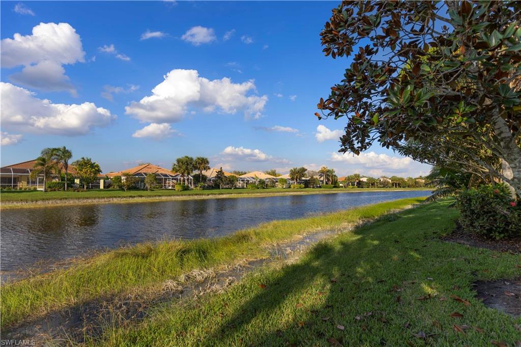 7983 Valentina CT photo 28