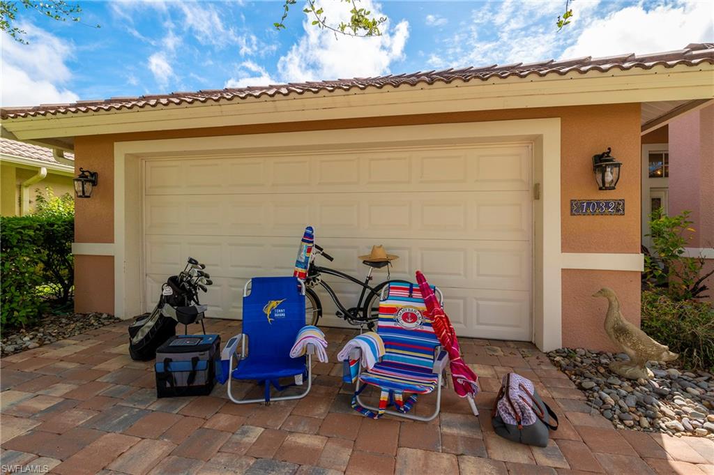 1032 Tivoli LN photo 16