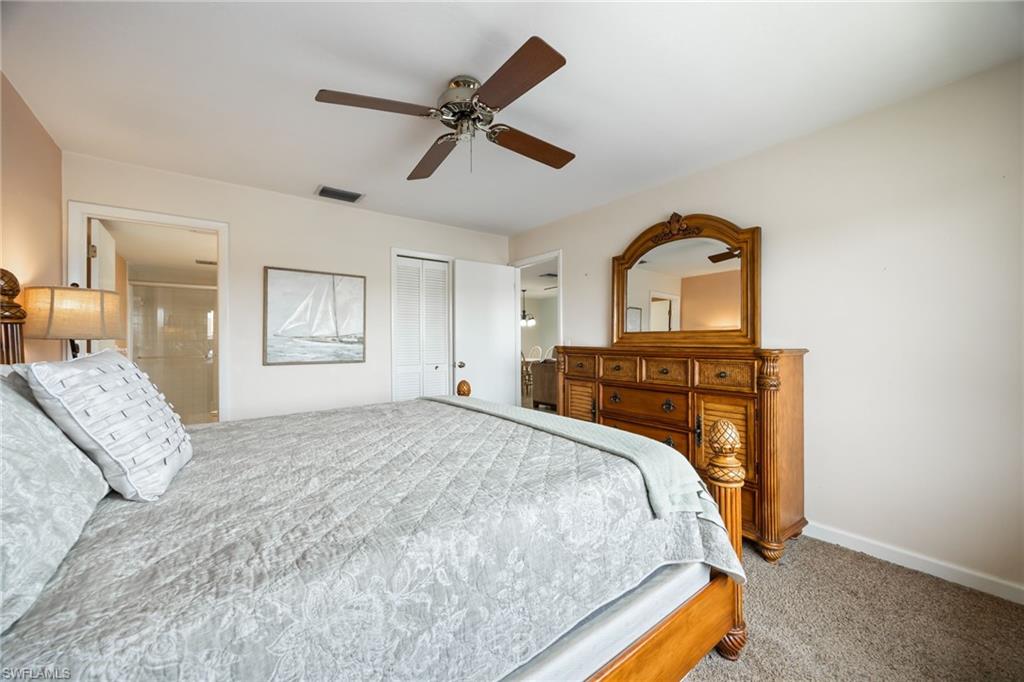 3813 SE 11th PL 1214 photo 17