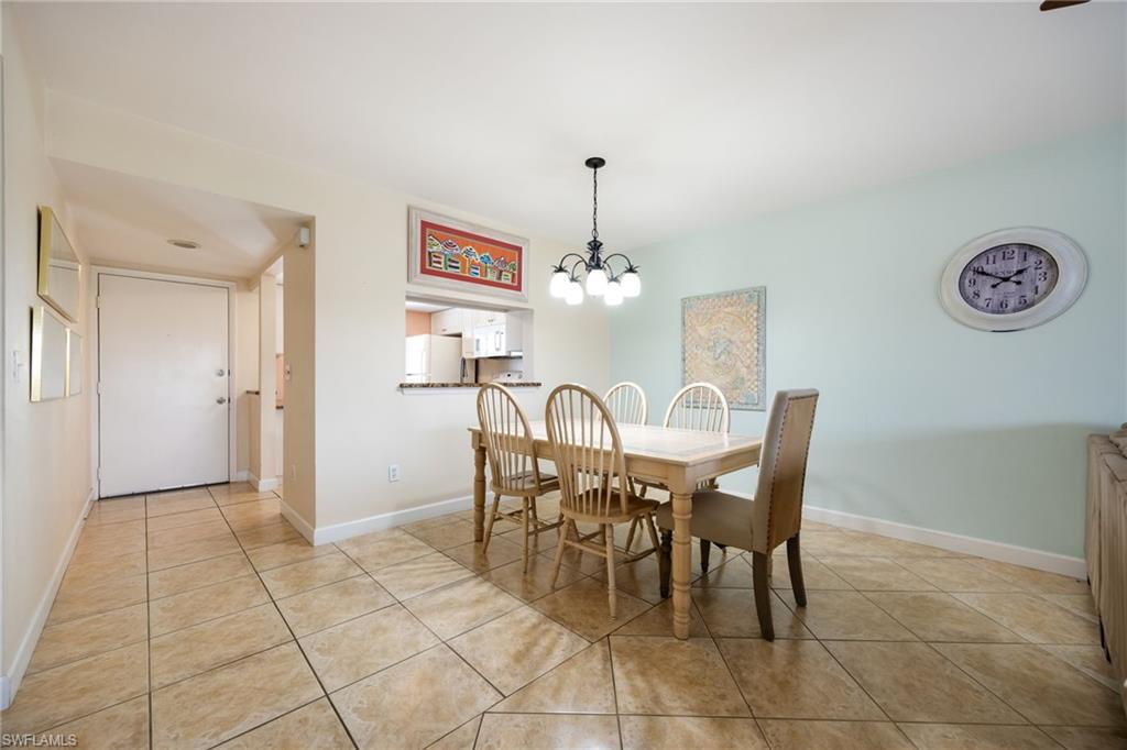 3813 SE 11th PL 1214 photo 9