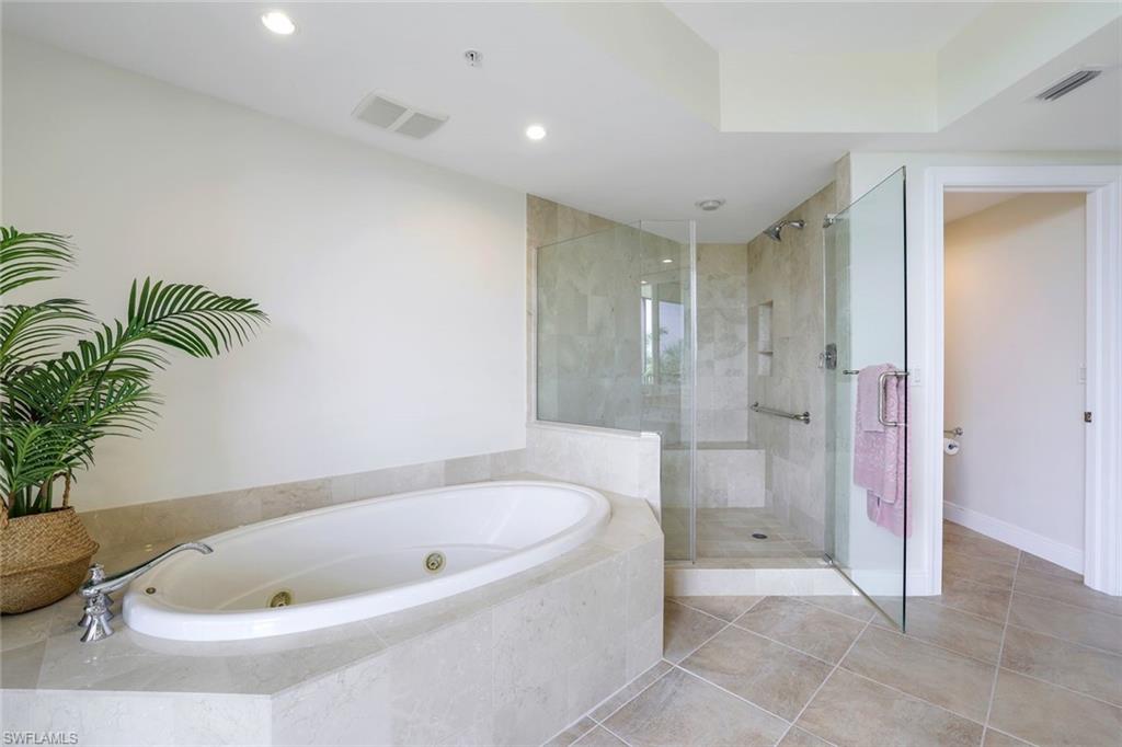1050 Borghese LN 206 photo 23