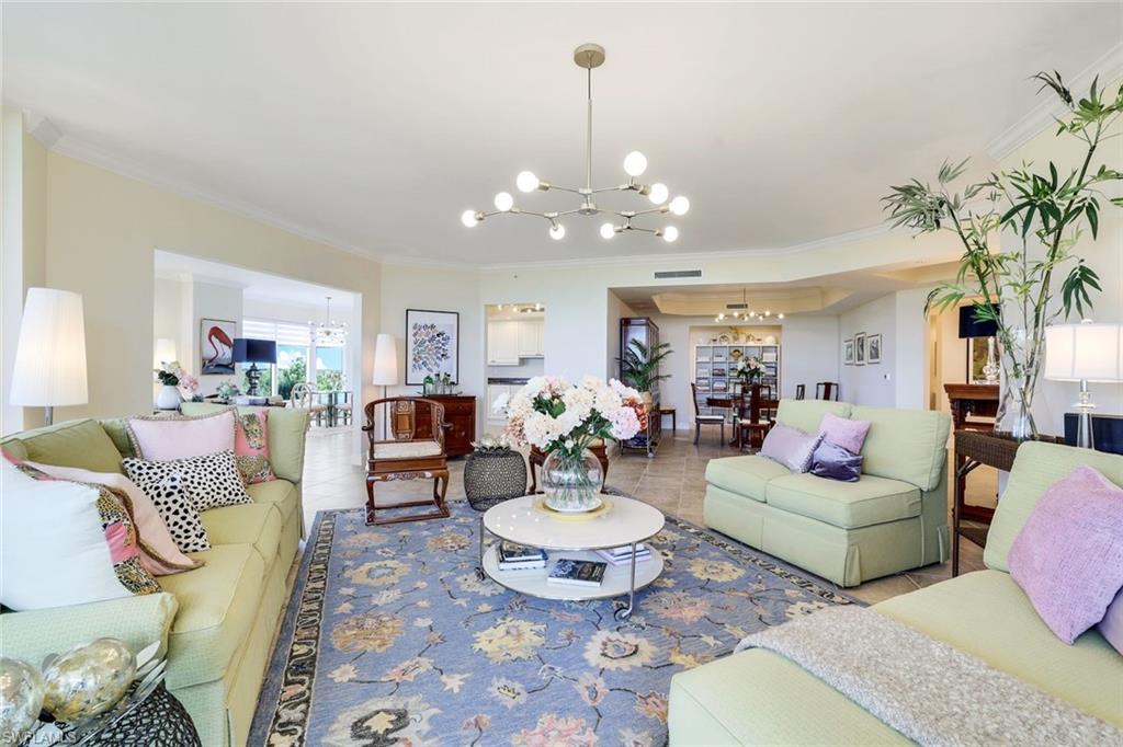1050 Borghese LN 206 photo 8