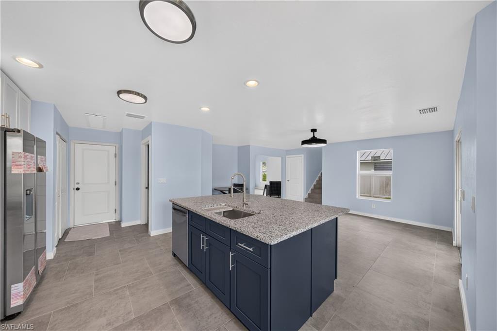 428 SW 19th AVE photo 13