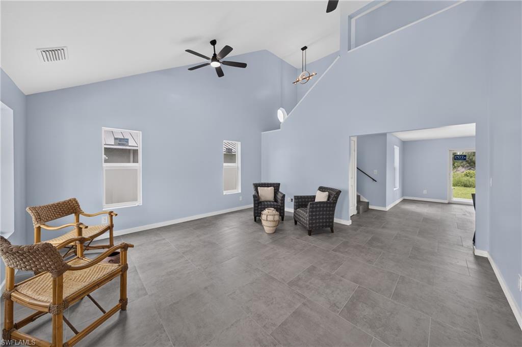 428 SW 19th AVE