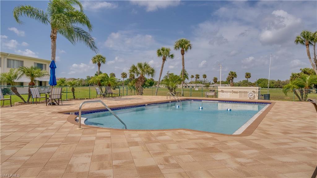 357 Joel BLVD 211 photo 9