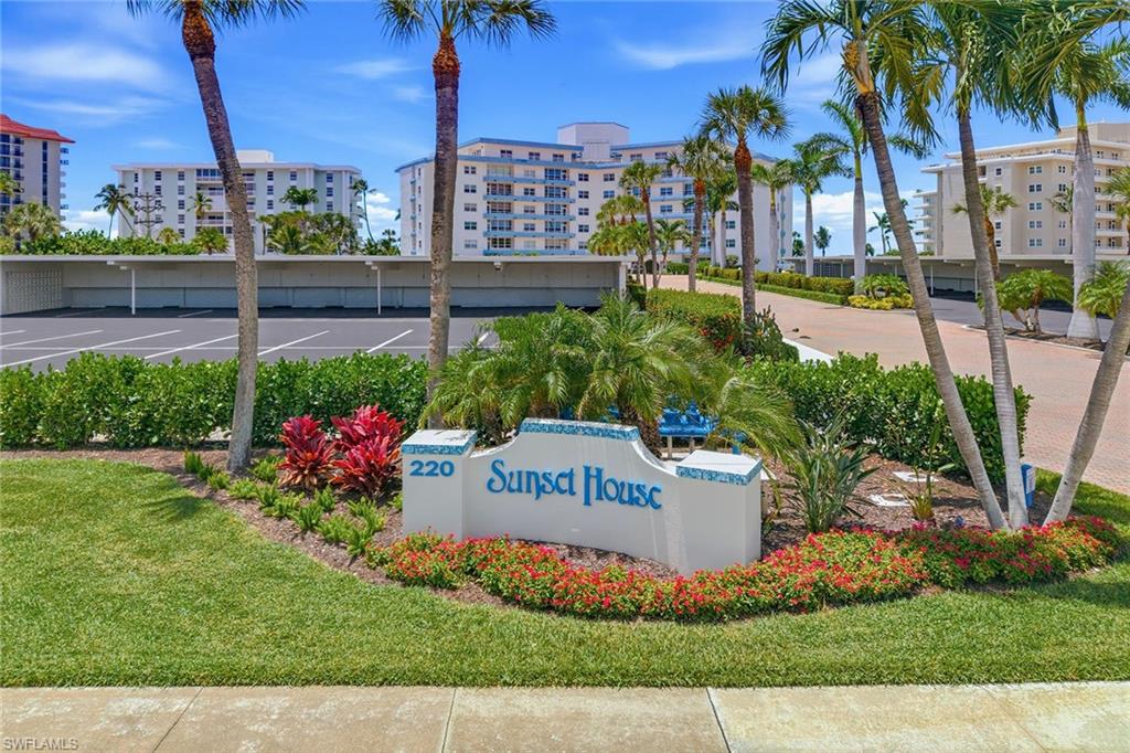 220 Seaview CT 413