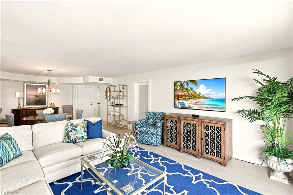 4001 Gulf Shore BLVD N 904