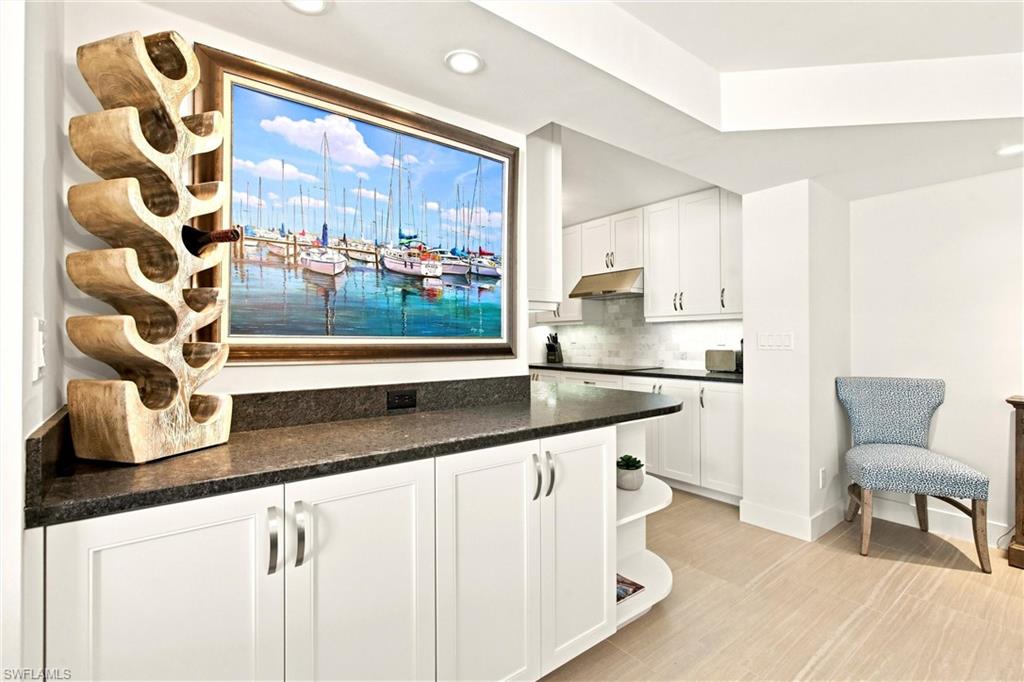 4001 Gulf Shore BLVD N 904 photo 9