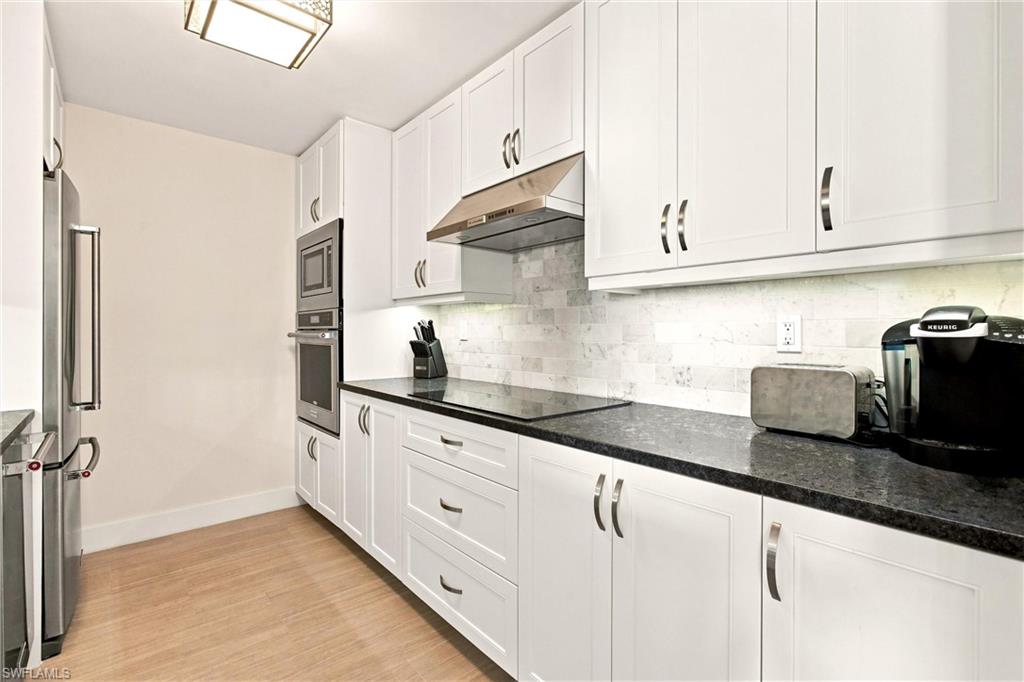 4001 Gulf Shore BLVD N 904 photo 14