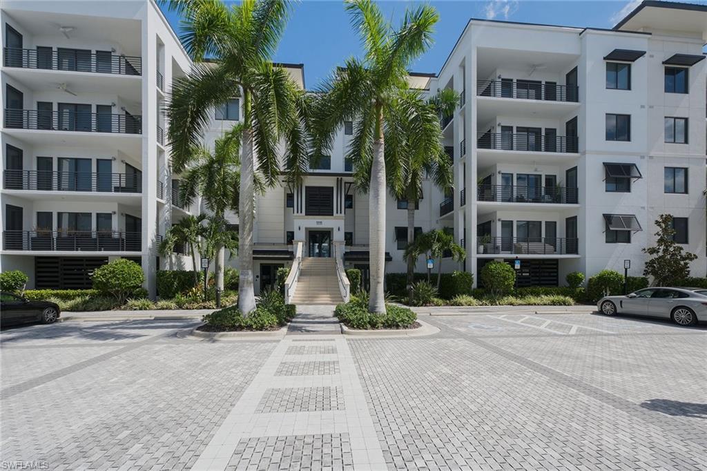 1111 CENTRAL AVE 205