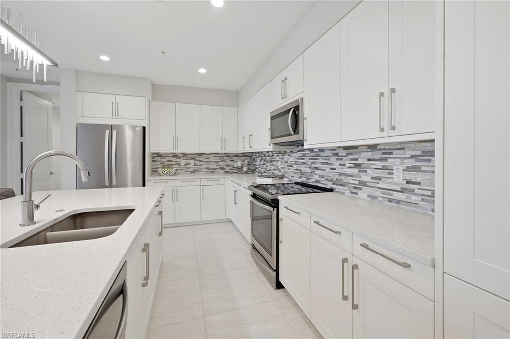 1111 CENTRAL AVE 205 photo 14