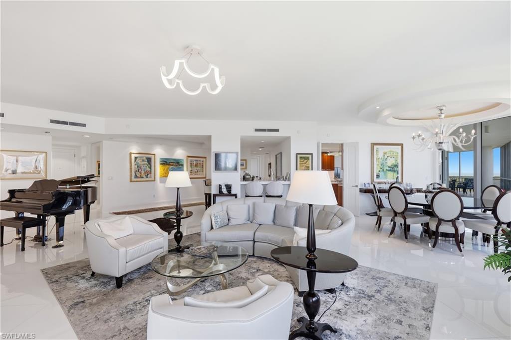 13675 Vanderbilt DR 810