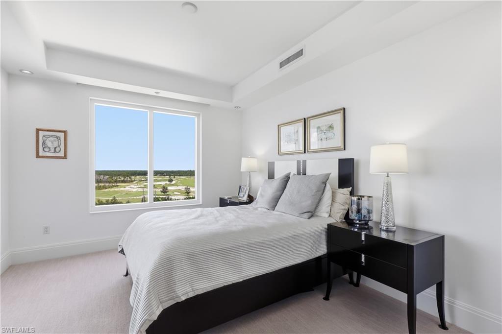 13675 Vanderbilt DR 810 photo 20