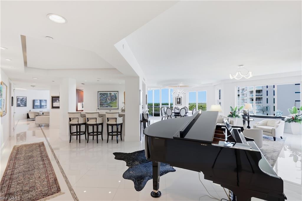 13675 Vanderbilt DR 810 photo 15