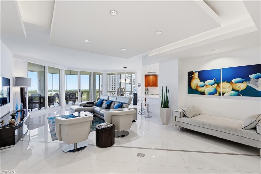 13675 Vanderbilt DR 810