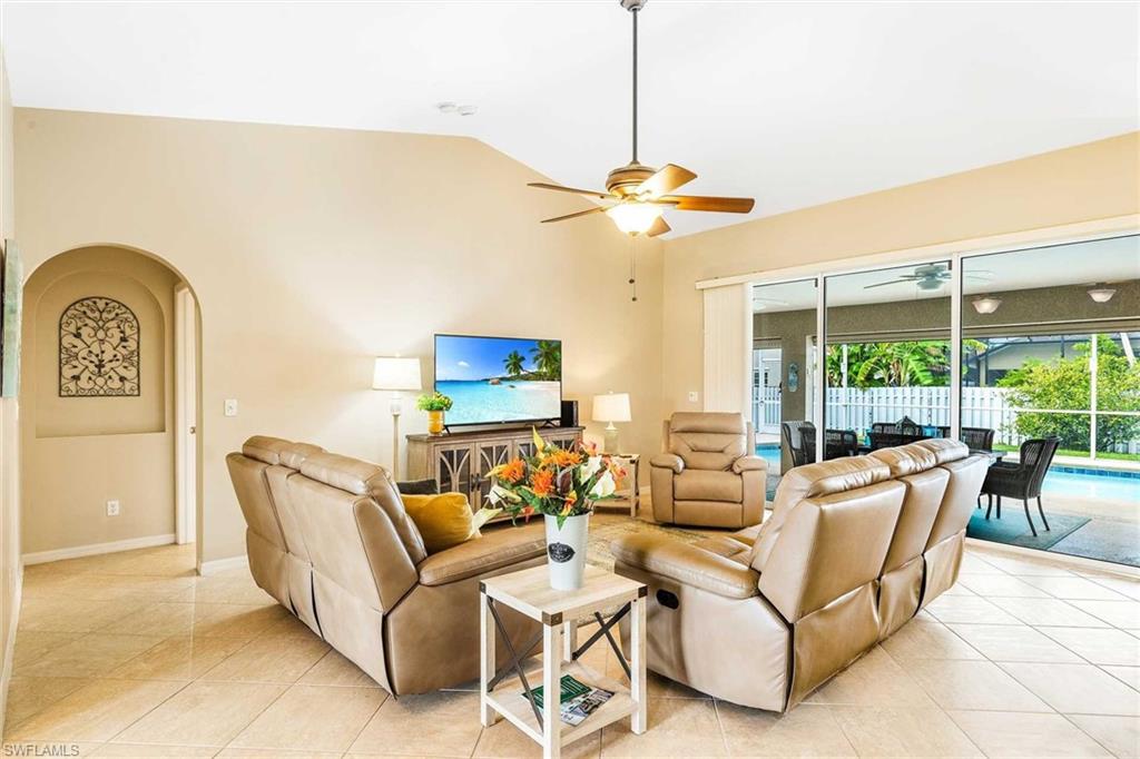You get a view of the pool from here, too!