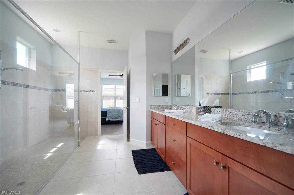 Primary Bathroom w/ Dual Sinks and Walk-in Shower