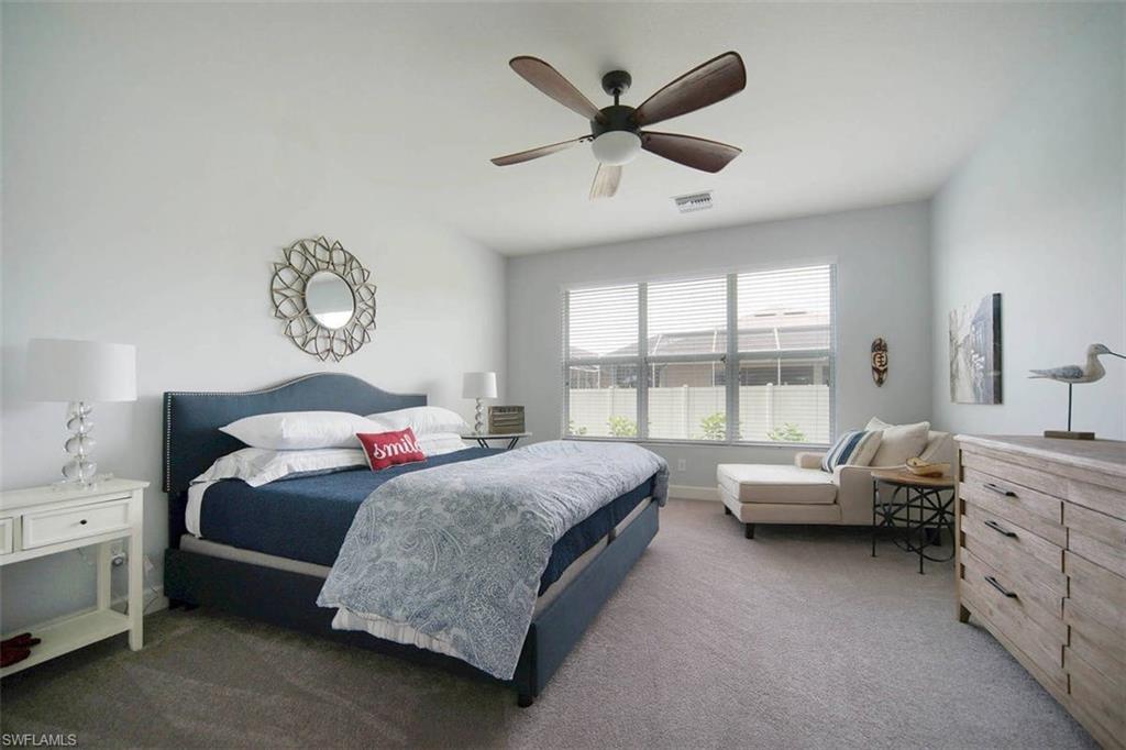 Primary Bedroom w/ King size bed