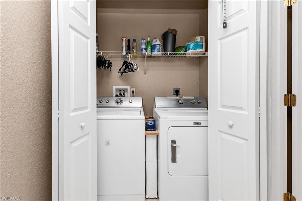 24208 Buckingham WAY photo 22