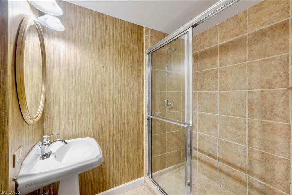 675 Murex DR photo 27