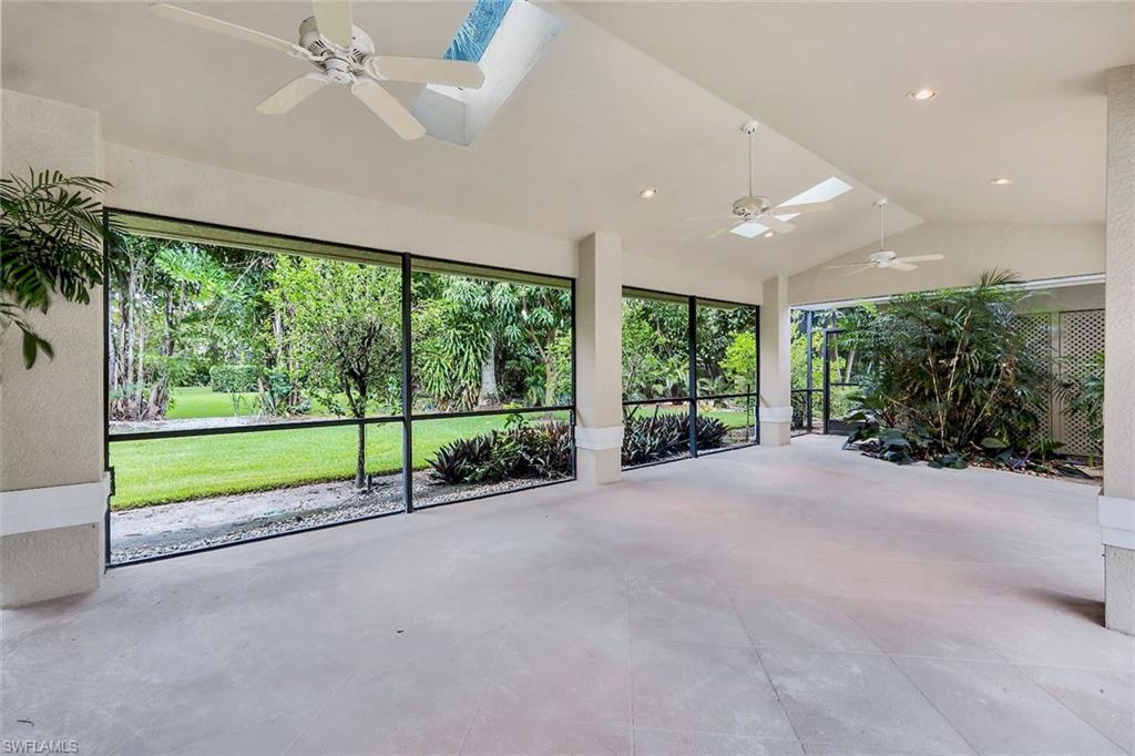 675 Murex DR photo 32