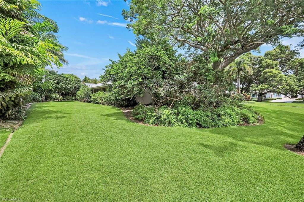 675 Murex DR photo 33
