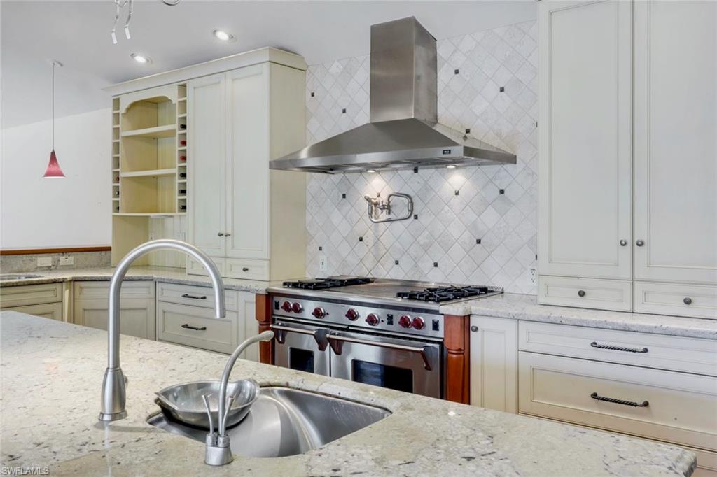 675 Murex DR photo 15