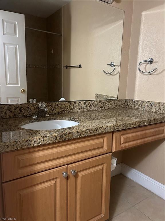 2835 Winkler AVE 209 photo 8