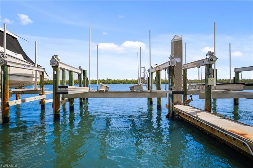 4199 Bay Beach LN photo 22