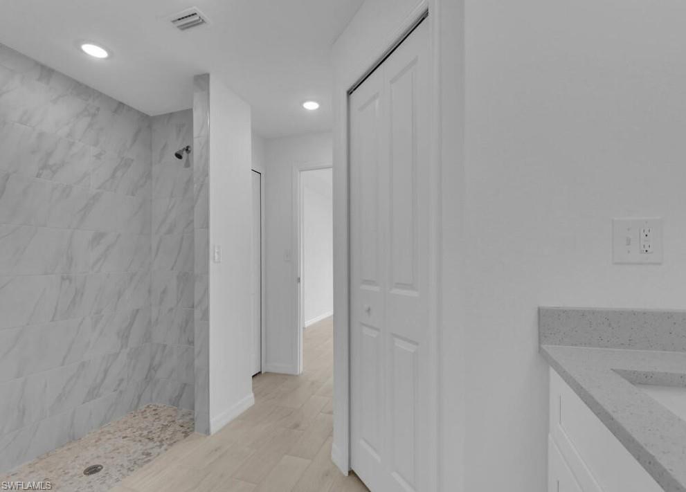 owner's ensuite bath/bano principal