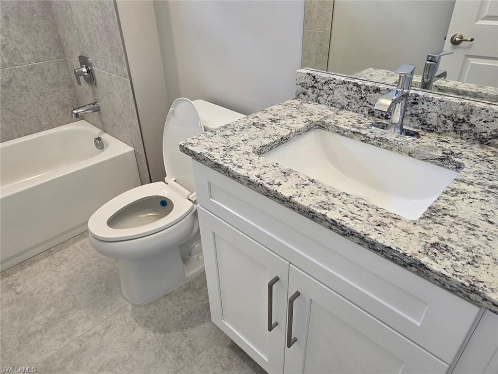 1021 Alcalde ST E photo 23