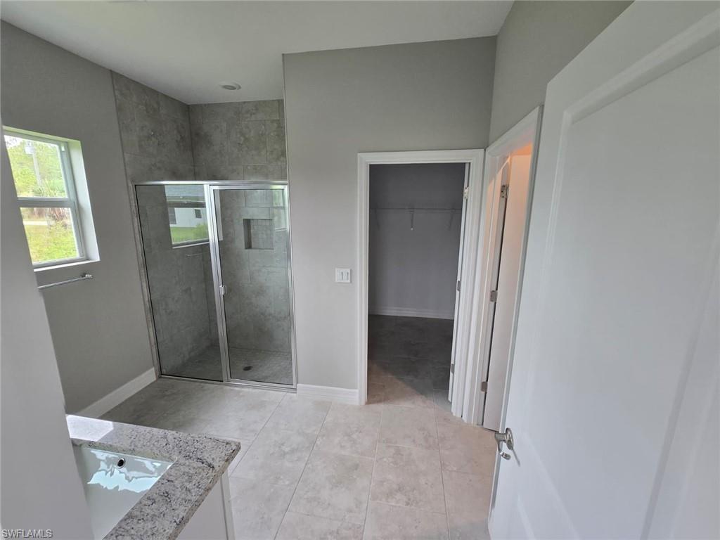 1021 Alcalde ST E photo 13