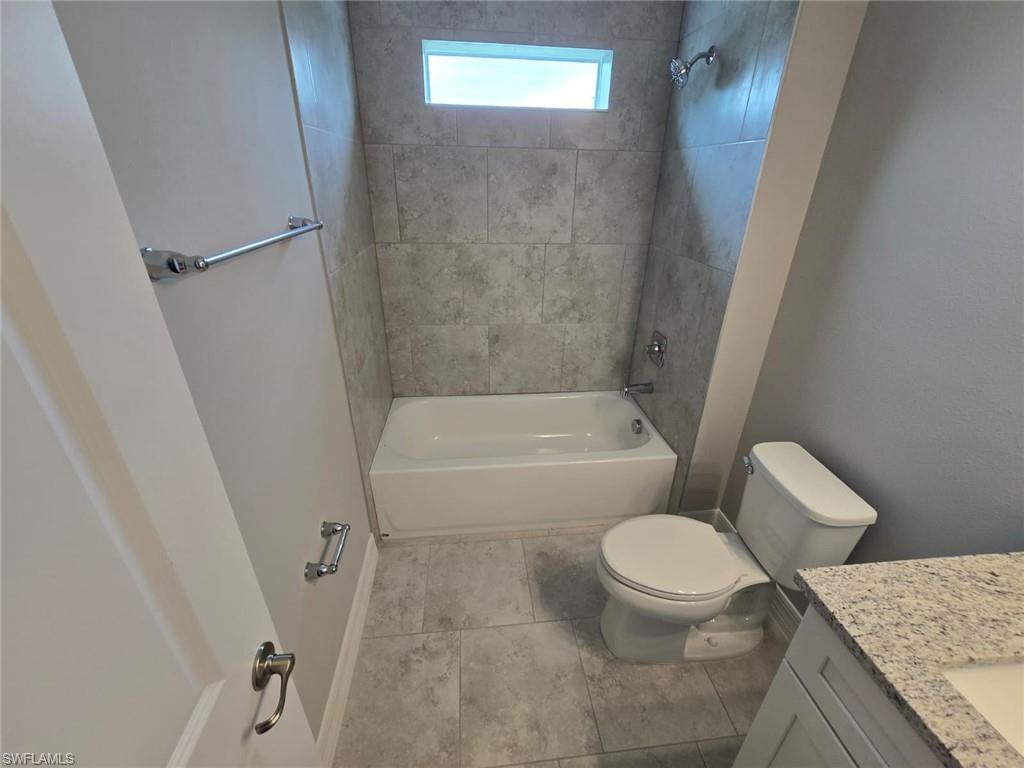 1021 Alcalde ST E photo 18
