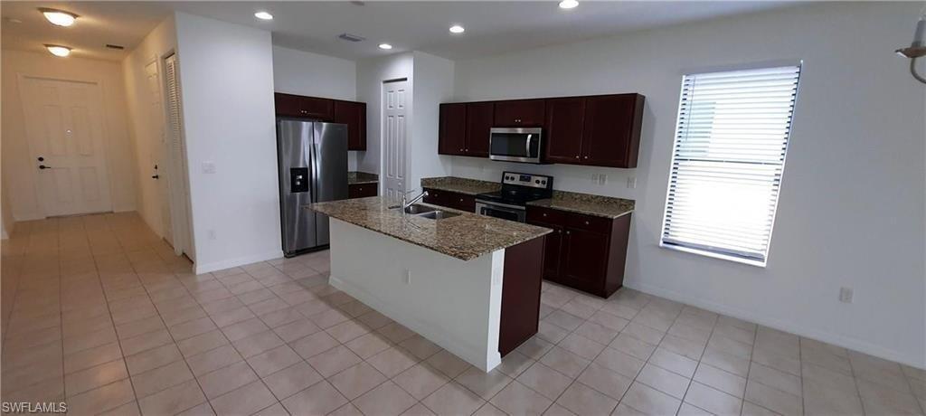 5542 Useppa DR