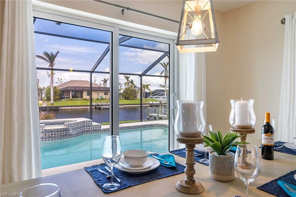 You have a very pretty view from the dining table