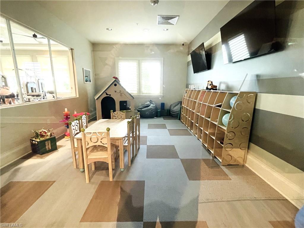 14237 Pine Lodge LN photo 21